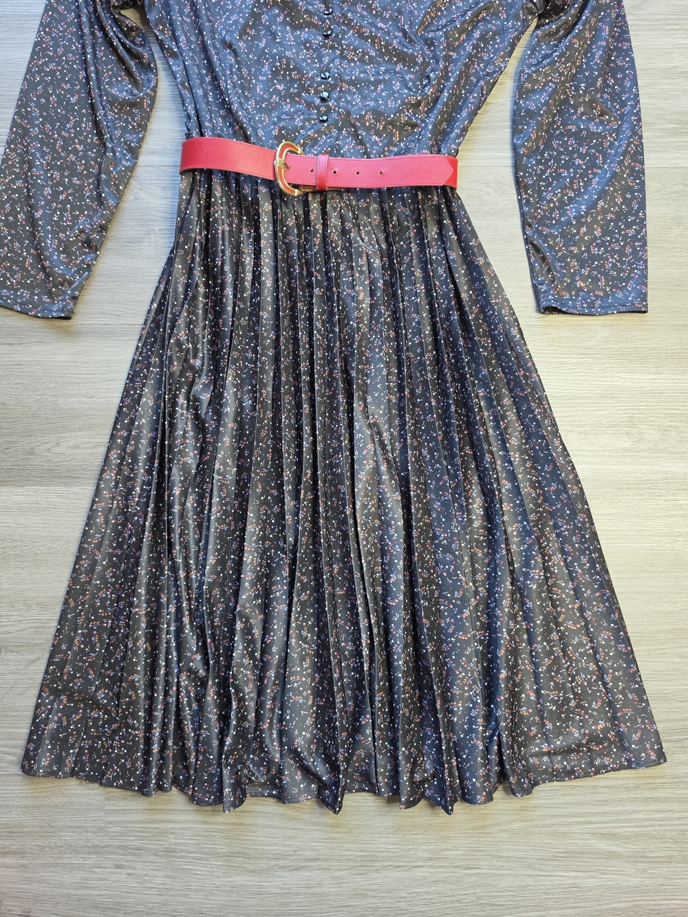 Dark Blue Micro Floral Long-Sleeve Pleated Midi Dress - Picture 8 of 13